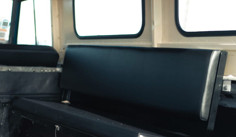 
								Land Rover Series II – Long Wheelbase full									