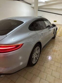 
										Porsche Panamera 4 E Hybrid full									