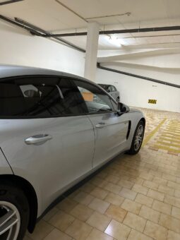 
										Porsche Panamera 4 E Hybrid full									
